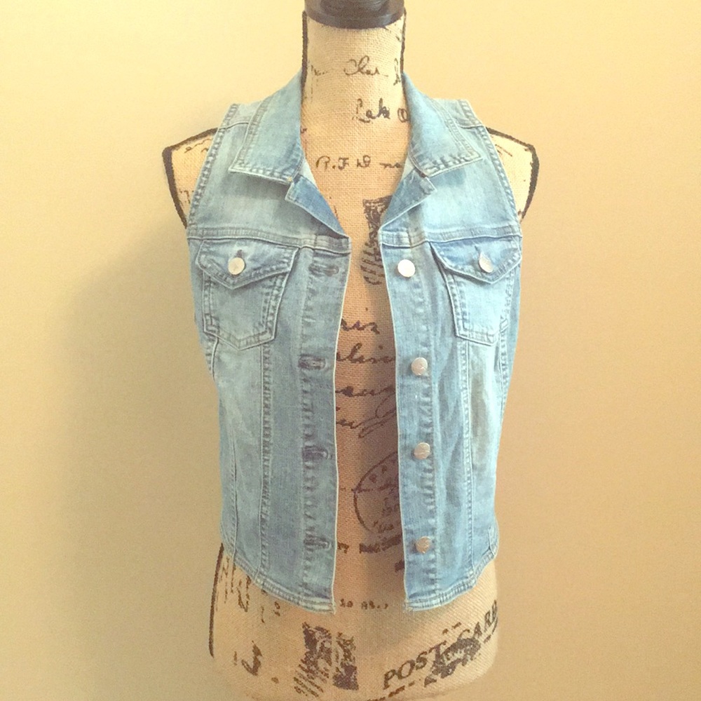 NWT- Jessica Simpson jean vest!